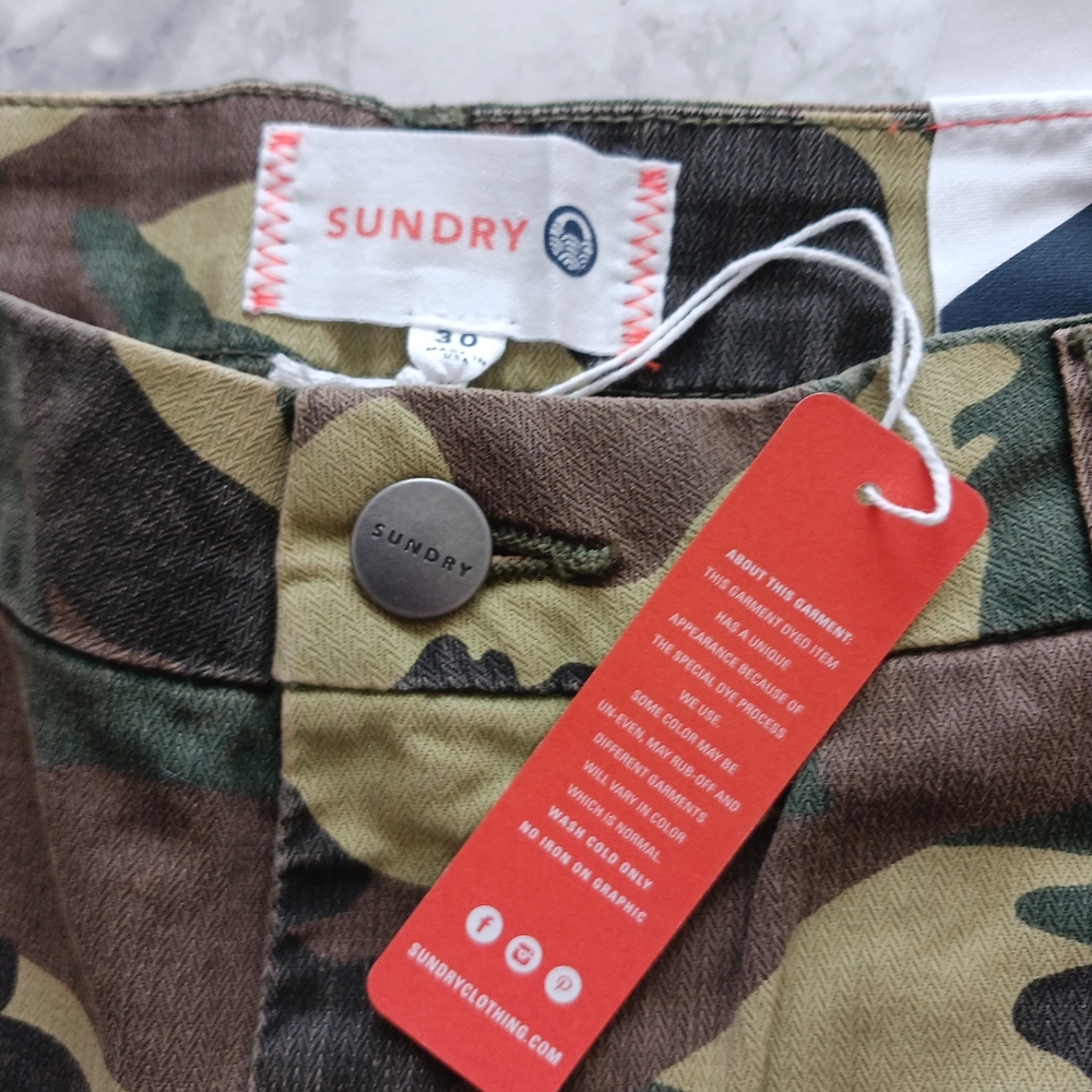 Sundry camouflage rainbow detail jogger jeans w zipper ankle size 30 NWT - Picture 10 of 14
